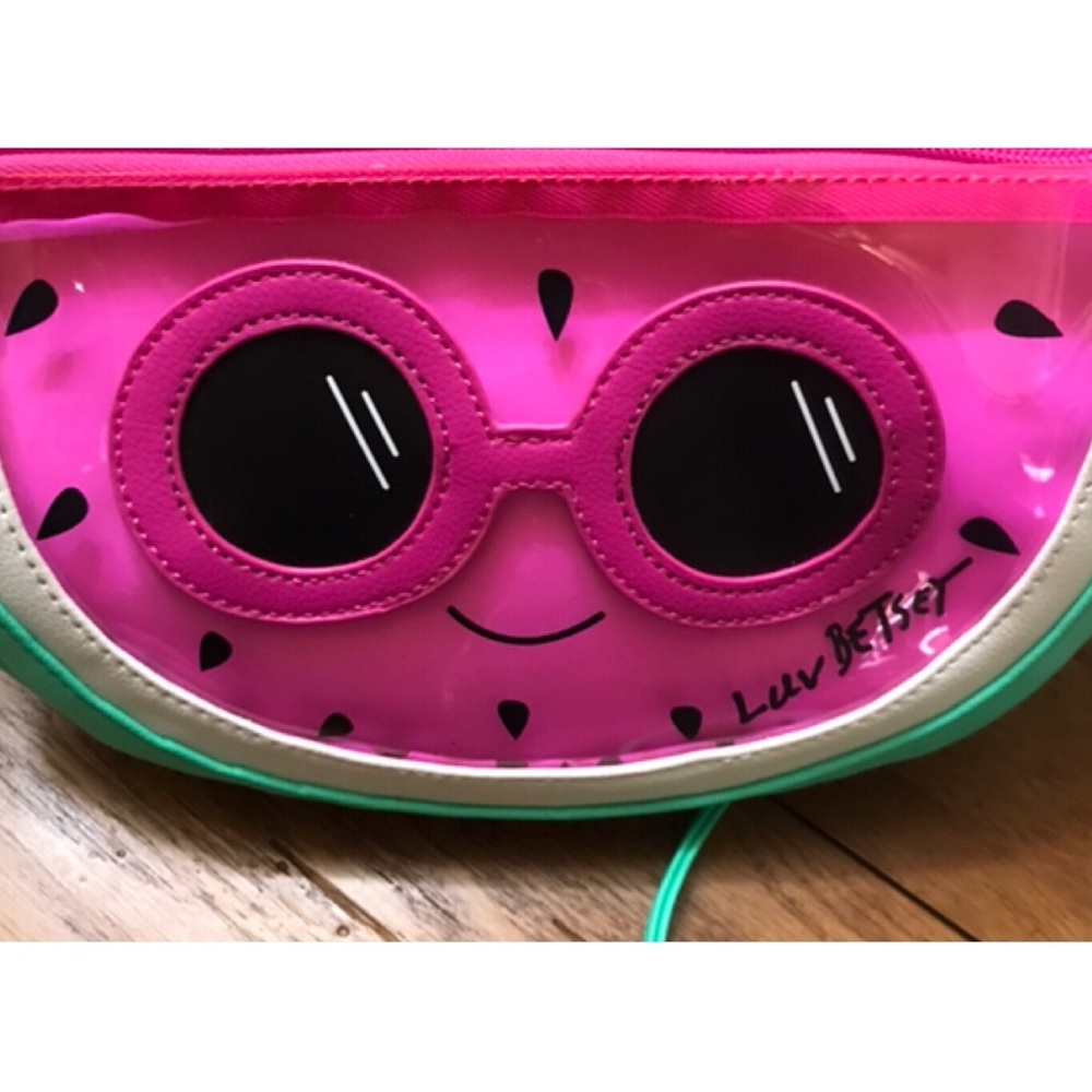 🌺Betsey Johnson watermelon clear crossbody bag. - Picture 3 of 7